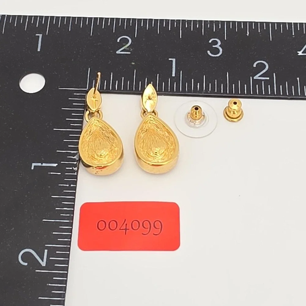 Vtg Signed SWAROVSKI Drop Earrings Plum Colored‎ Pear Cut Crystal 18k Gold Plate